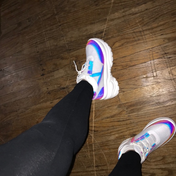 YRU MATRIXX WHITE ATLANTIS SIZE 9 BRAND NEW!! - Picture 3 of 3